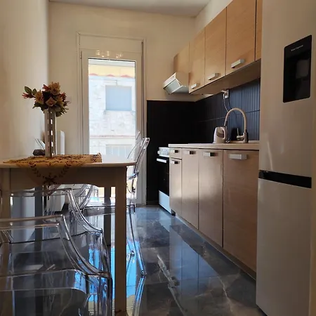 Althea & Χανιώτη