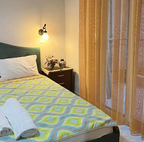 Apartament Althea & *
